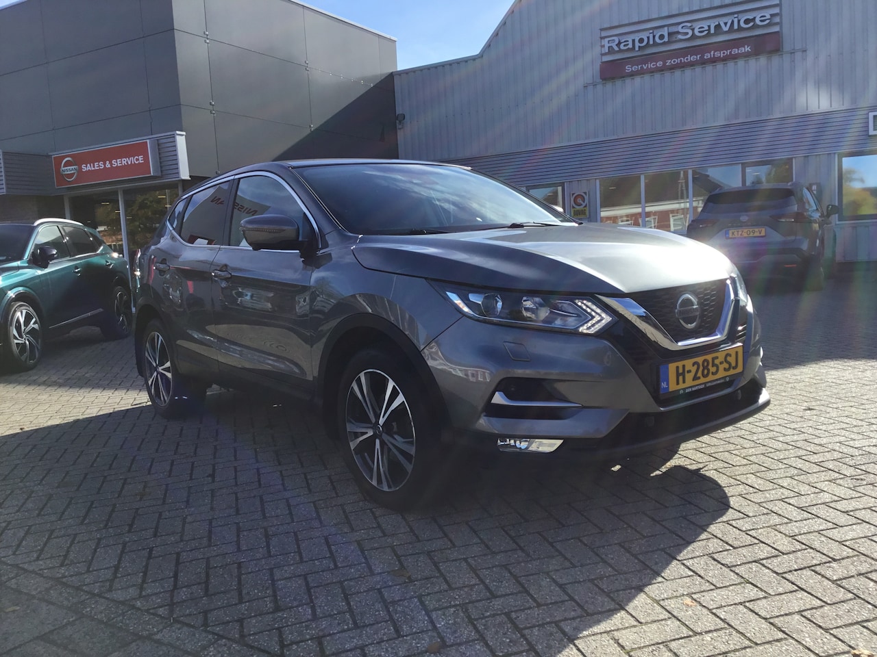 Nissan Qashqai - 1.3 DIG-T 140 N-Connecta Navigatie - AutoWereld.nl