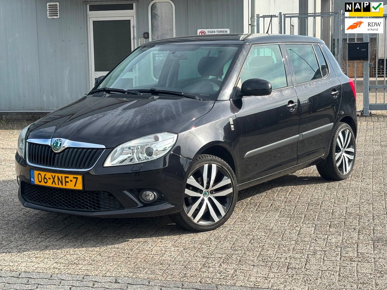 Skoda Fabia - 1.2 TSI Style 1.2 TSI Style, Nap, Nwe Apk, Airco, Elek Pkt - AutoWereld.nl