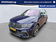 Volkswagen Tiguan Allspace - 1.5 TSI 150pk R-Line Business+ 7persoons DSG Automaat / Panoramadak / Camera / R-Line / We