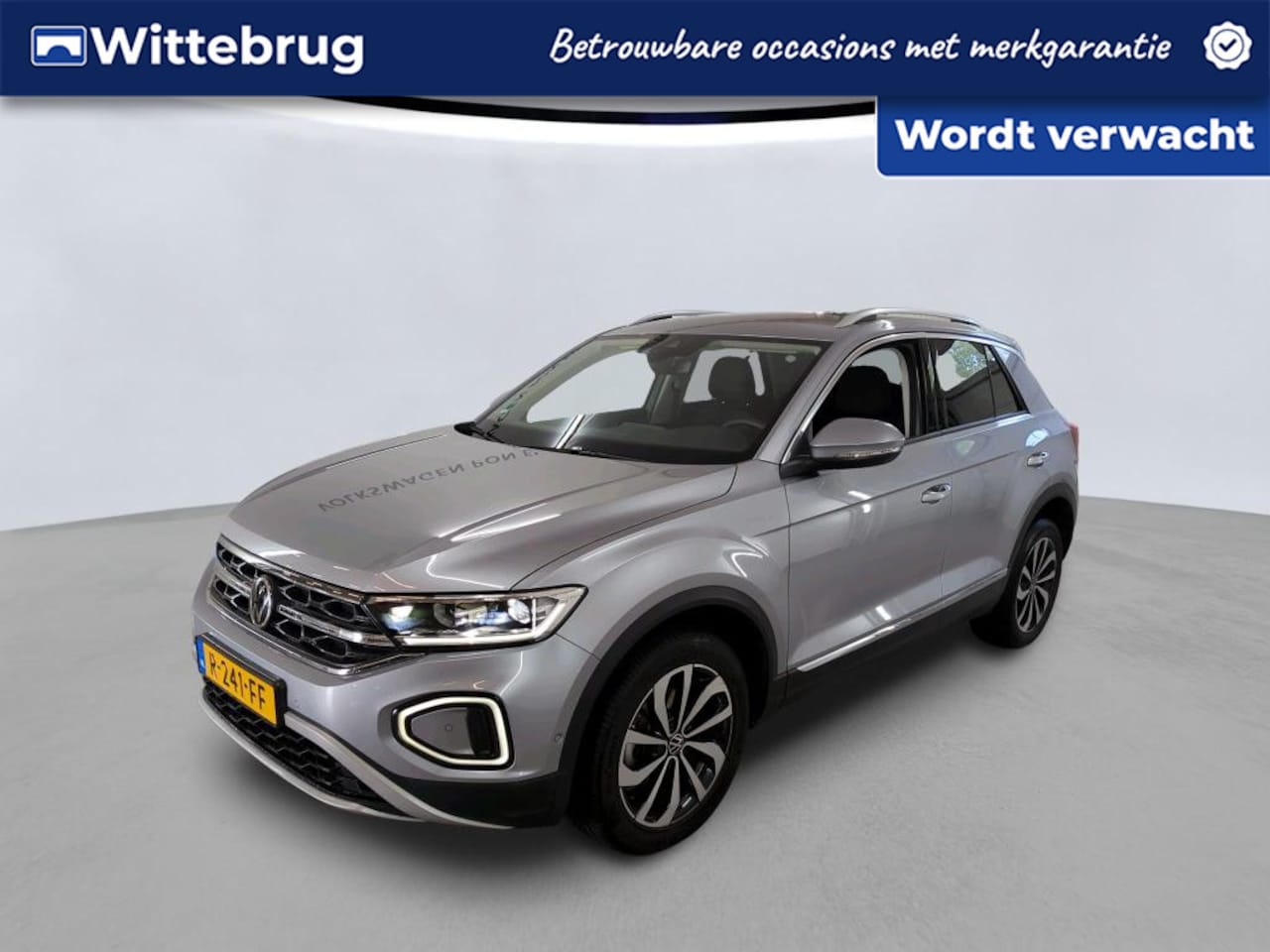 Volkswagen T-Roc - 1.0 TSI Style Multimedia / Navigatie / Camera / Extra getint glas / 17"LM velgen / Airco ( - AutoWereld.nl