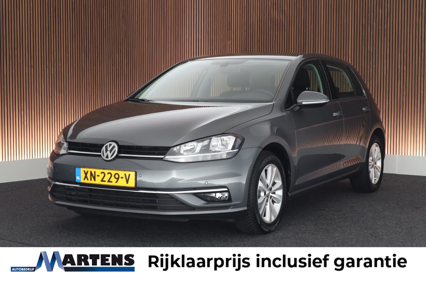 Volkswagen Golf - 1.0 TSI 115pk Comfortline Navigatie Adaptive Cruise Control - AutoWereld.nl