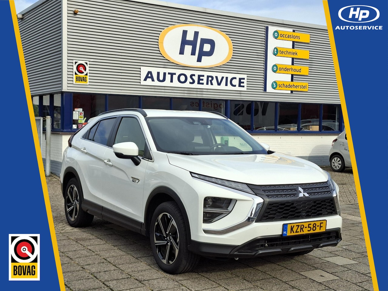 Mitsubishi Eclipse Cross - 2.4 PHEV Intense Dealer onderh. Afneemb. Trekhaak Stoelverwarming Carplay Cruise control - AutoWereld.nl