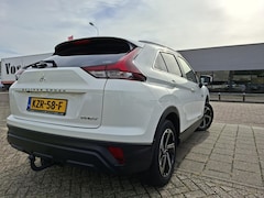 Mitsubishi Eclipse Cross - 2.4 PHEV Intense 4WD SOH 100% Dealer Onderh. Fabrieksgar.tot 2030 Afn.Trekhaak Stoelverw.