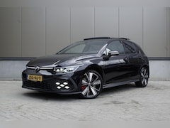 Volkswagen Golf - 1.4 eHybrid GTE | Pano | Heads-up | Keyless entry | Dodehoek detectie | Mistlampen |