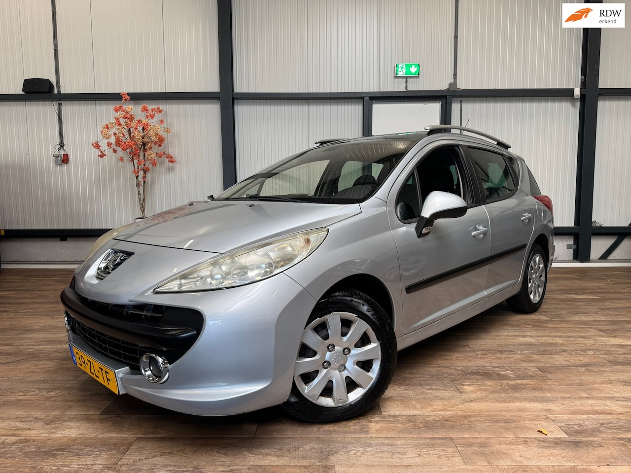 Peugeot 207 SW - 1.6 VTi XS / Panoramadak / CLIMA / - AutoWereld.nl