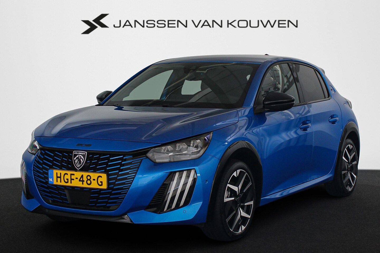Peugeot 208 - 1.2 Hybrid 145 e-DCS6 GT Achteruitrijcamera Keyless Apple CarPlay - AutoWereld.nl