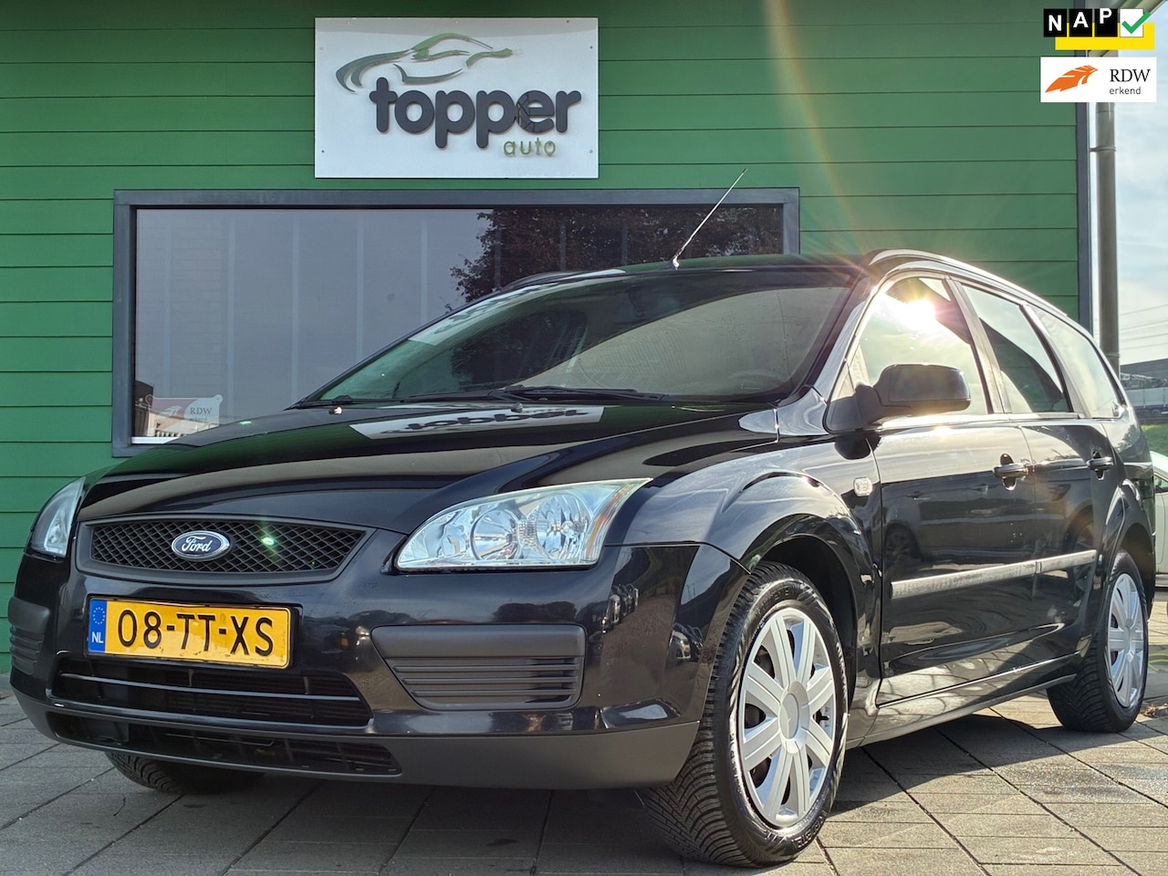 Ford Focus Wagon - 1.6-16V Trend|1e Eigenaar|Automaat|Airco|Trekhaak|CruiseControl|Elektr.ramen|Nieuwe APK|NA - AutoWereld.nl