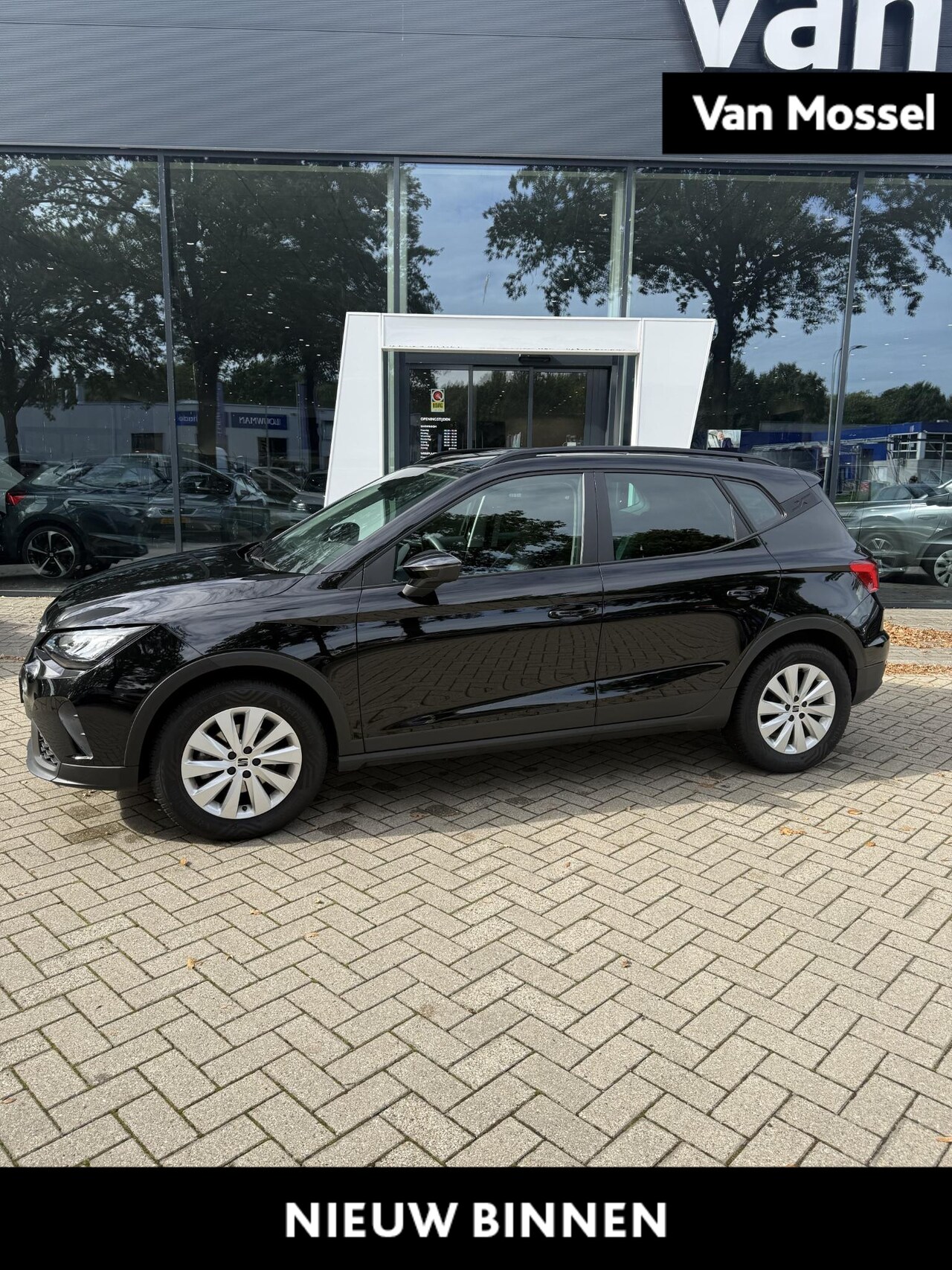 SEAT Arona - 1.0 TSI Style Business Connect | TRREKHAAK | STOELVERWARMING | CLIMATE CONTROL | PARKEERSE - AutoWereld.nl