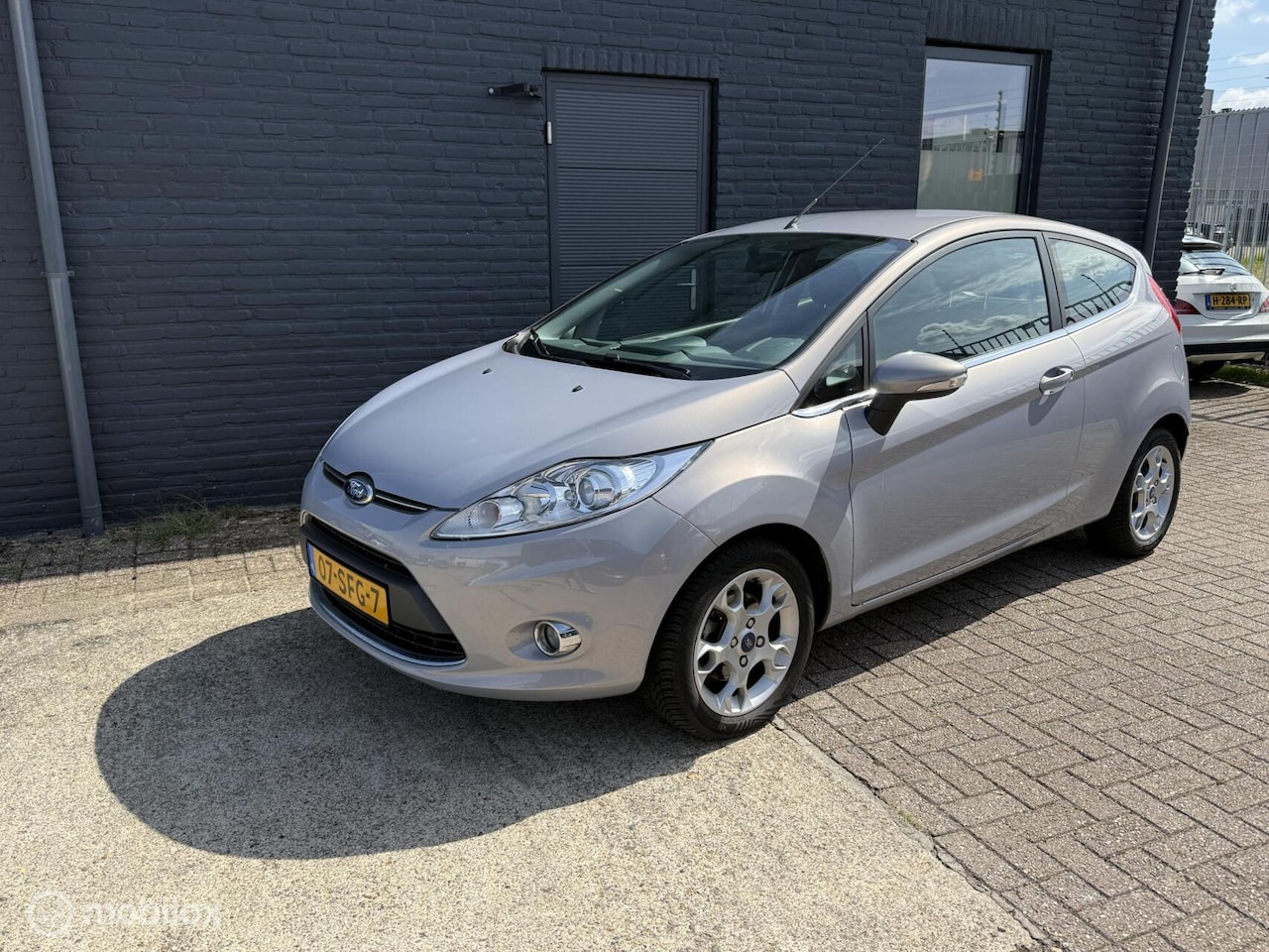 Ford Fiesta - 1.25Titanium bij verkoop nieuwe distributie-riem - AutoWereld.nl