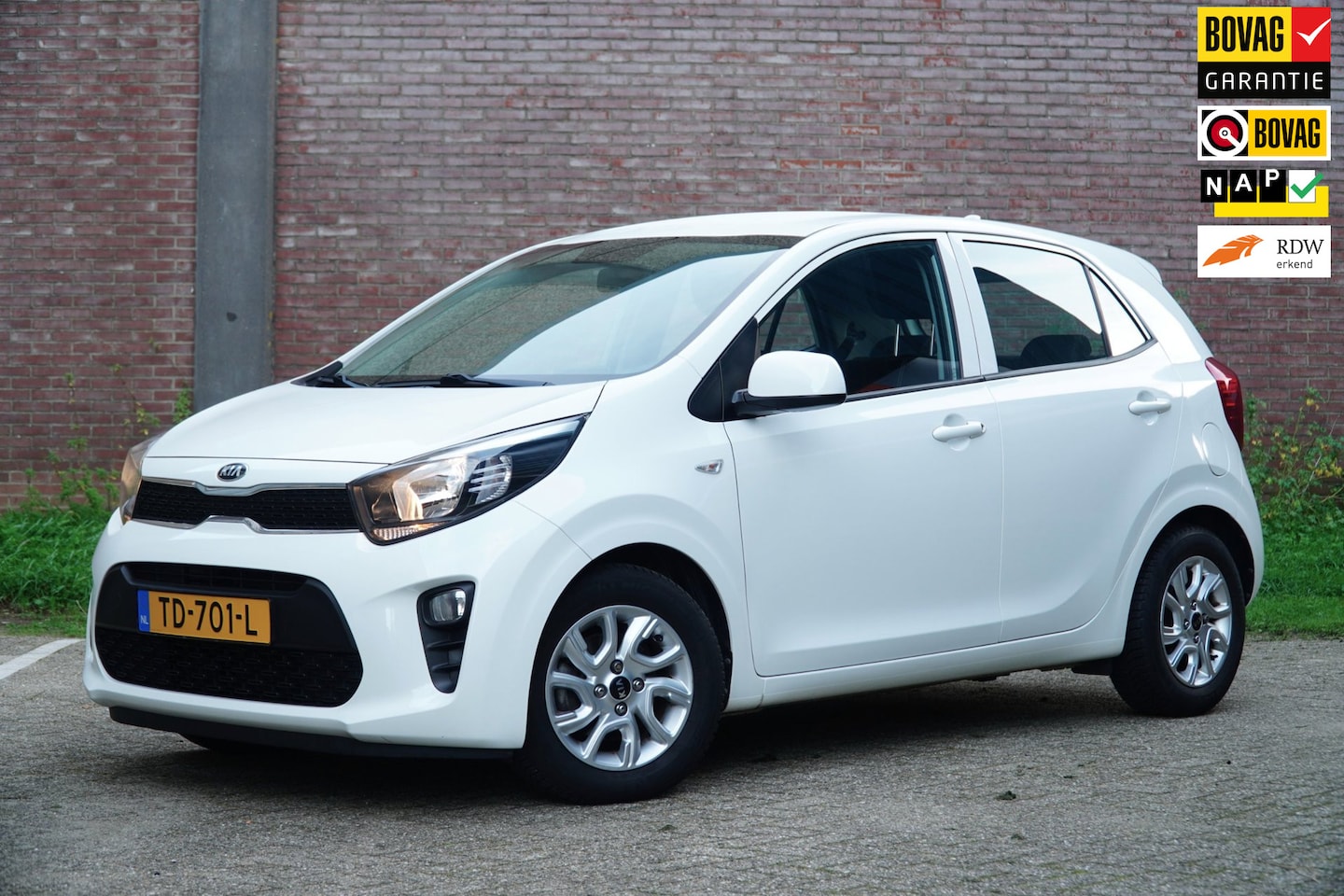 Kia Picanto - 1.0 CVVT ComfortPlusLine Navigator 1.0 CVVT ComfortPlusLine Navigator, Camera, Airco, Apple Carplay, LM Velgen, Ned. Auto - AutoWereld.nl