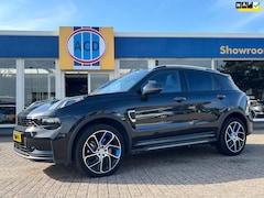 Lynk & Co 01 - 1.5 261pk PHEV 7DCTH | Black Edition | Orig.NL | Zwarte hemel | PanoramaDak | 360 graden C