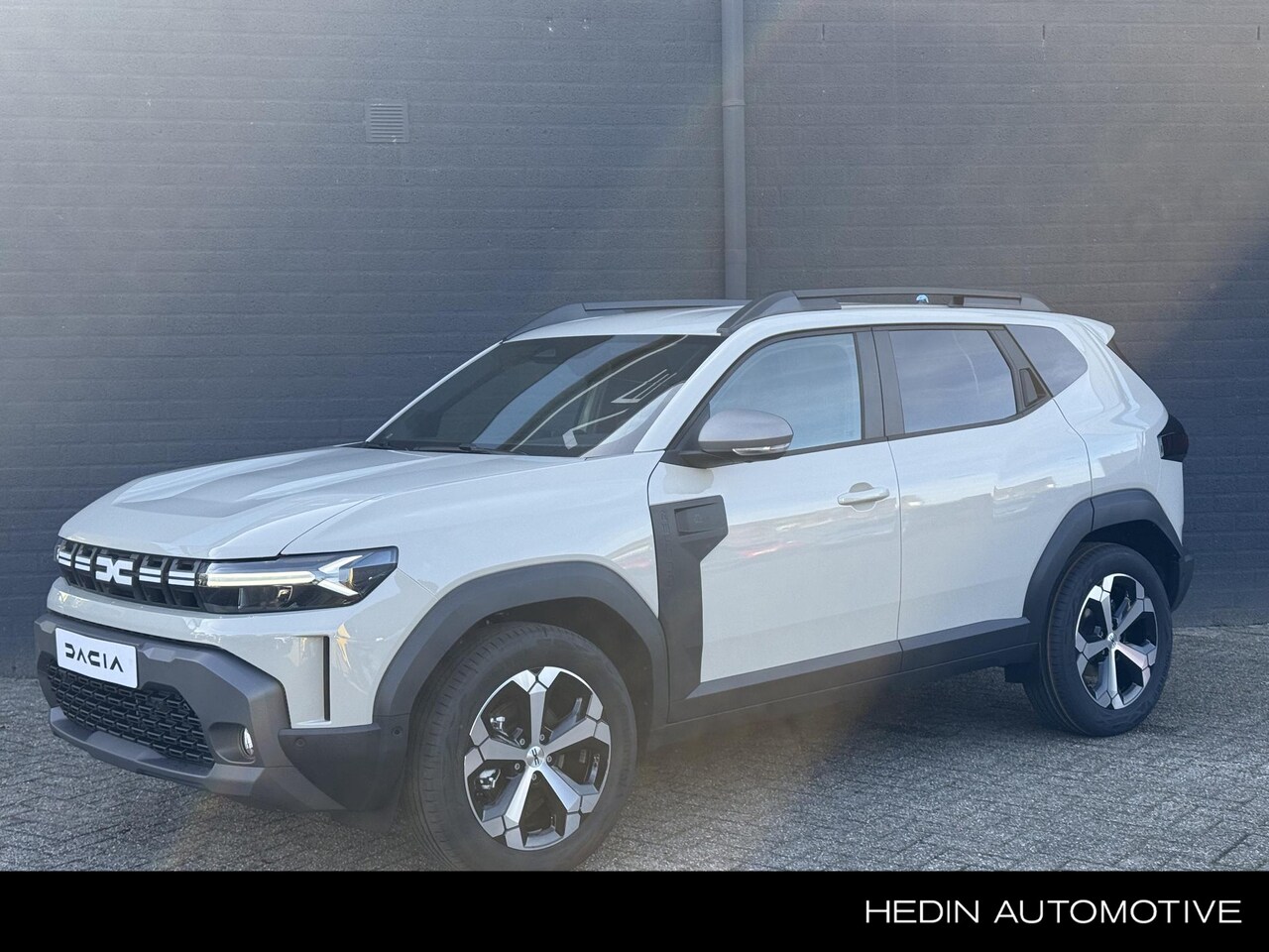Dacia Duster - 1.8 hybrid 155 limited edition 1.8 hybrid 155 limited edition - AutoWereld.nl