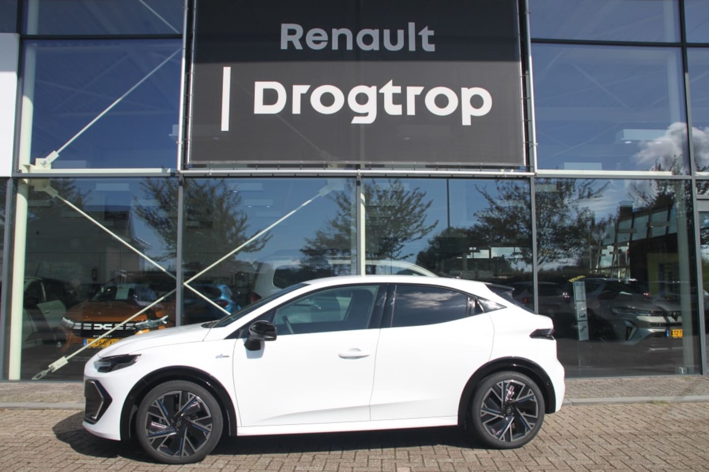 Renault Clio - 160PK-FULL HYBRID-ESPRIT ALPINE-6000KM-PACK WINTER- - AutoWereld.nl
