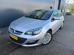 Opel Astra - 1.4 Turbo LPG Business+ / APK / NAP / AIRCO / 2 SLEUTELS / TREKHAAK / ZEER NETTE AUTO