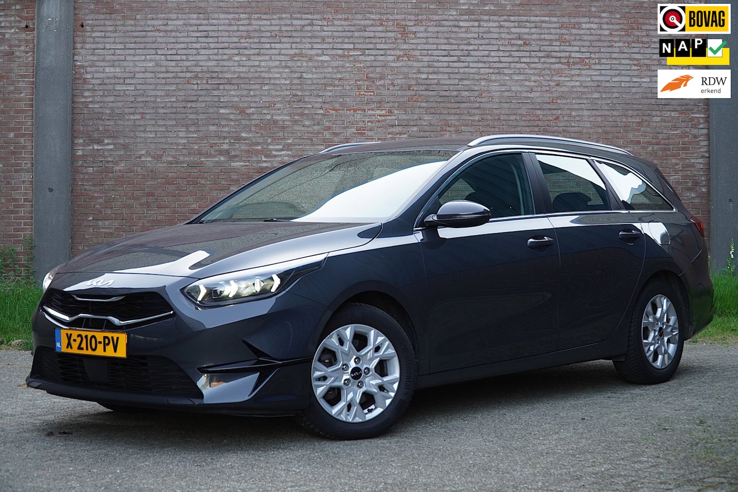 Kia Cee'd Sportswagon - Ceed 1.0 T-GDi DynamicLine 120PK, Nav, Airco, Cruise-en climat control, Camera, Ned.Auto. - AutoWereld.nl