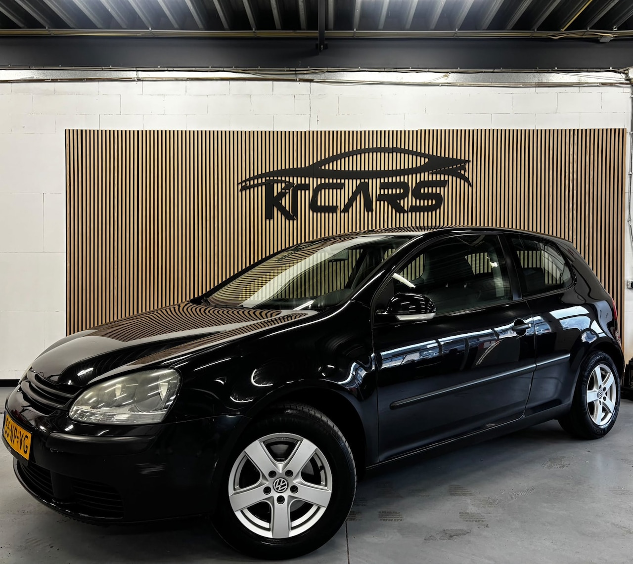 Volkswagen Golf - 1.4 Trendline|Nieuwe APK|Airco|EL RAMEN|LM VELGEN|RADIO| - AutoWereld.nl