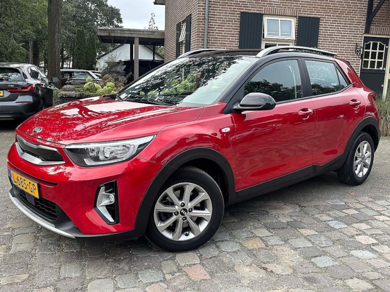 Kia Stonic - 1.0 T-GDi MHEV DynamicL Ecc,navi,lmv,pdc,audio - AutoWereld.nl