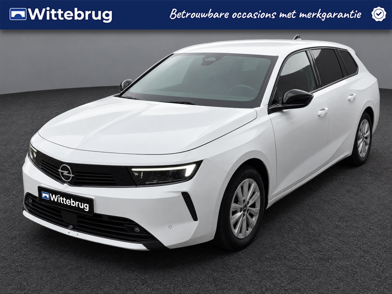 Opel Astra Sports Tourer - 1.2 130PK Level 2 Parkeerhulp V&A | Apple Carplay | Keyless | Trekhaak | - AutoWereld.nl