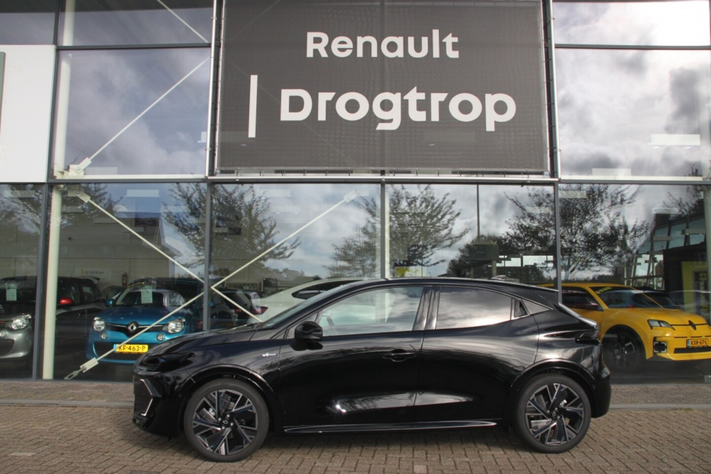 Renault Clio - 160PK-FULL HYBRID-ESPRIT ALPINE-HARMON KARDON-PACK WINTER- - AutoWereld.nl