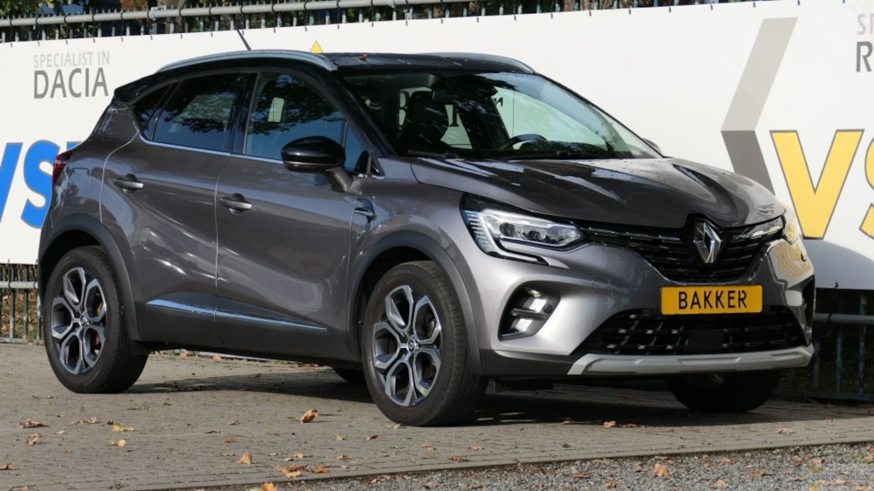 Renault Captur - TCe 140 EDC Automaat Intens - AutoWereld.nl