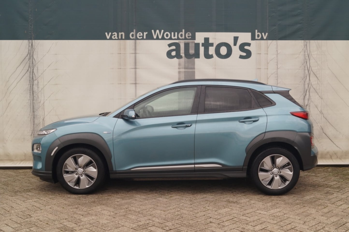 Hyundai Kona Electric - EV Premium 64 kWh -SOH92%-LEER-NAVI-ECC-CAM- - AutoWereld.nl