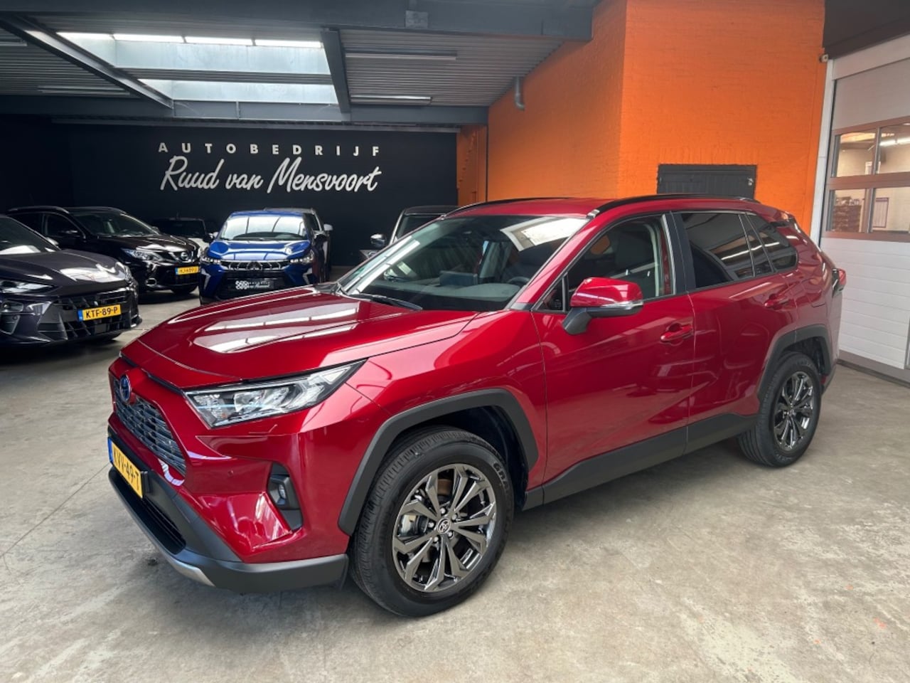Toyota RAV4 - 2.5 HYBRID DYNAMIC / Camera / El.Achterklep / Nieuw!! - AutoWereld.nl
