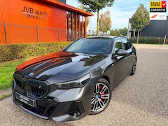 BMW i5 Touring - EDrive40 M-Sport PRO, B&W, panorama, trekhaak