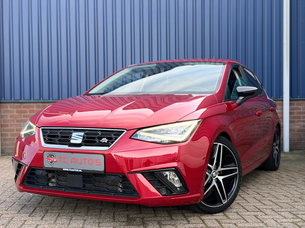 SEAT Ibiza - 1.0 TSI FR Business Intense Led, Virtual, 2e eigenaar NL auto - AutoWereld.nl
