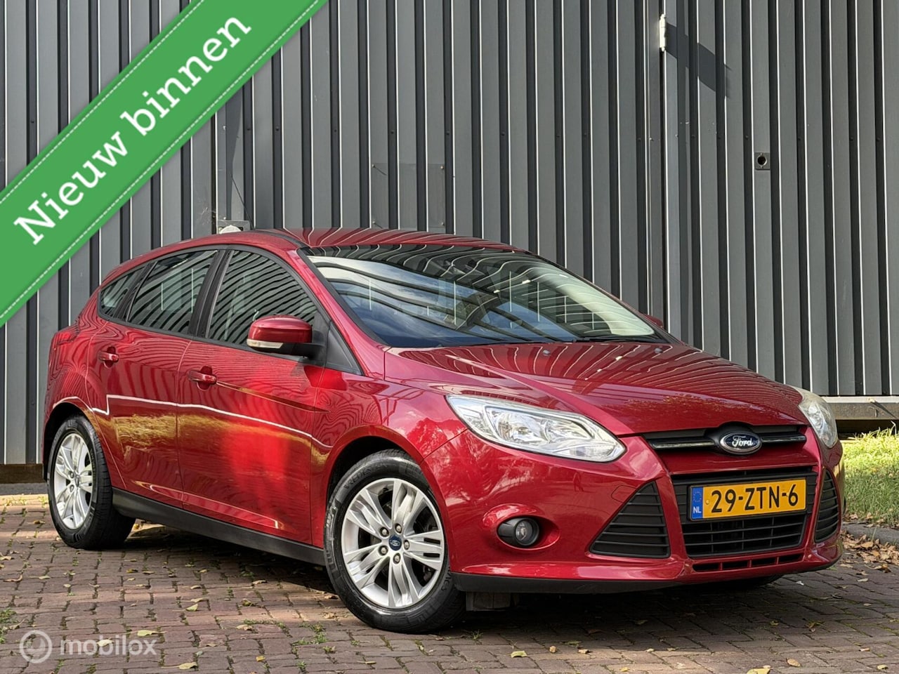 Ford Focus - 1.0 EcoBoost Titanium 97,000 Km Nap|Dealer Ondrh| - AutoWereld.nl
