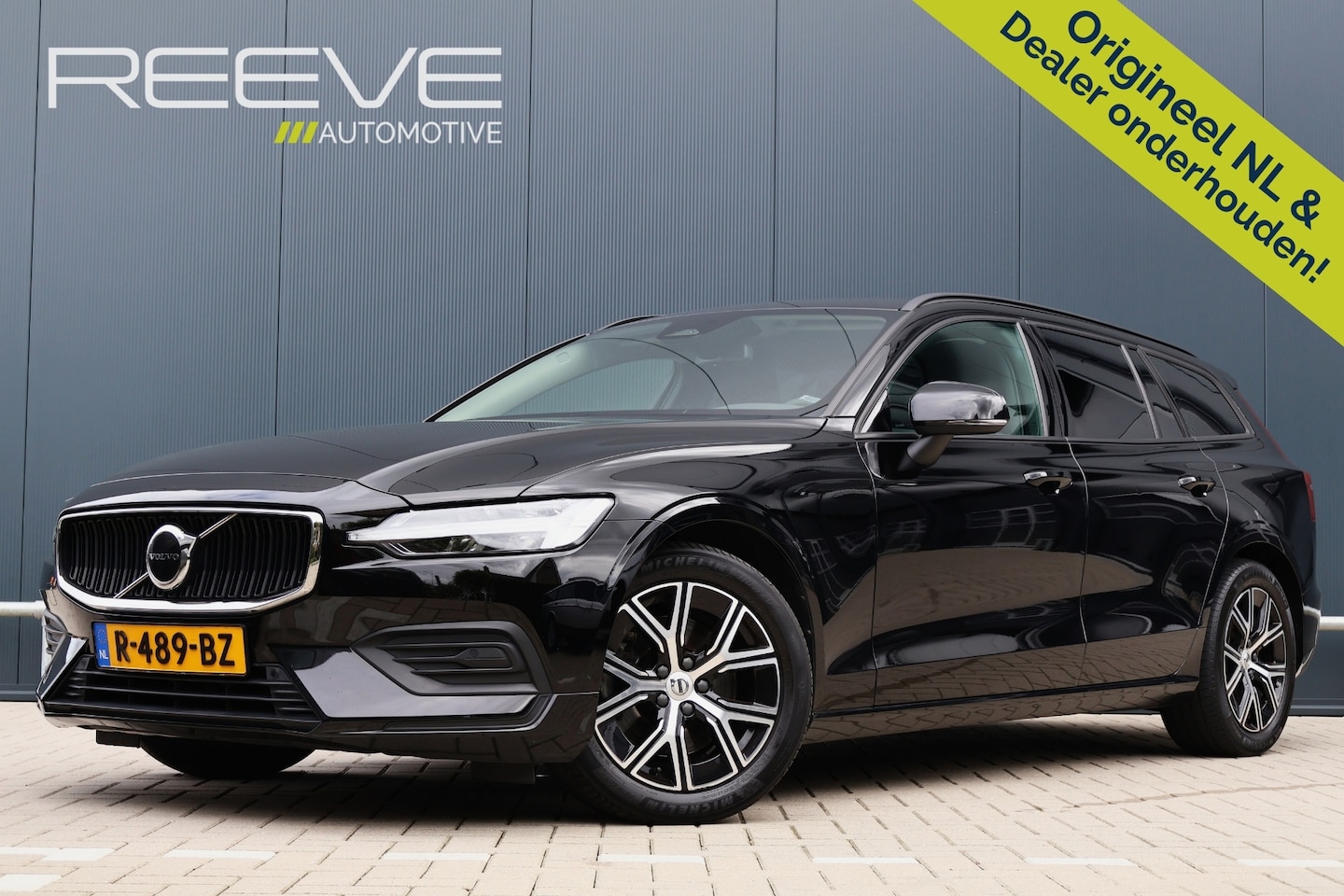 Volvo V60 - 2.0 B3 | Wegklapbare trekhaak | Stoelverwarming | Stuurverwarming | Camera | Google - AutoWereld.nl
