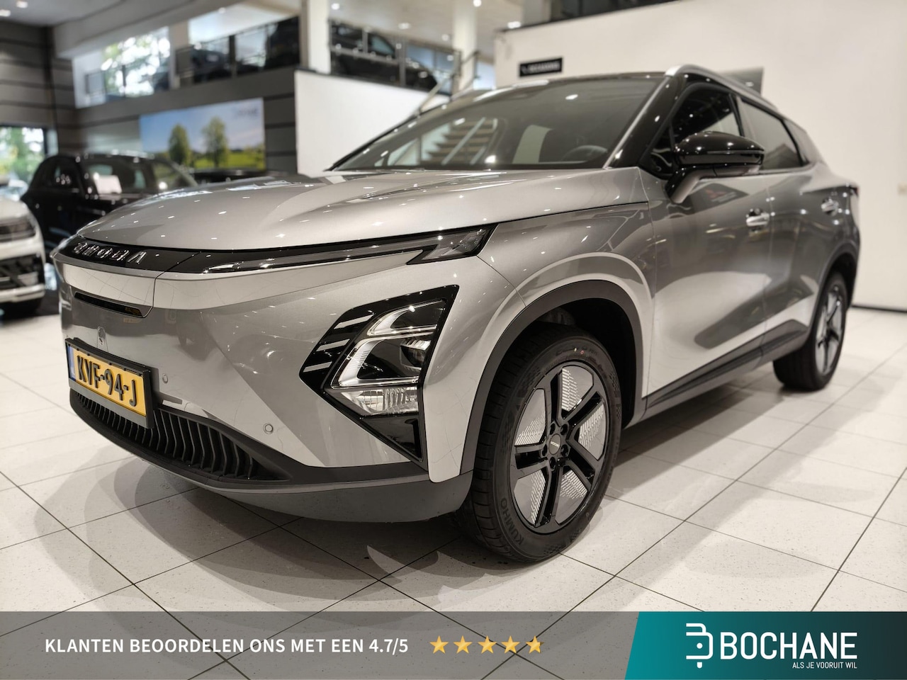 Omoda 5 - EV Premium 61 kWh | Demo | Panoramadak | Stoelverwarming | Navigatie | Apple CarPlay / And - AutoWereld.nl