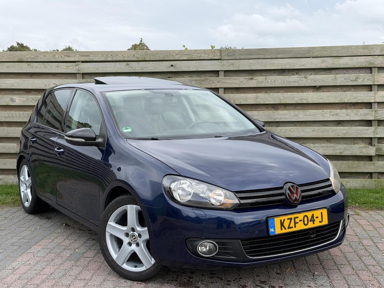 Volkswagen Golf - 1.2 TSI Match BlueMotion Cruise PANO Pdc - AutoWereld.nl
