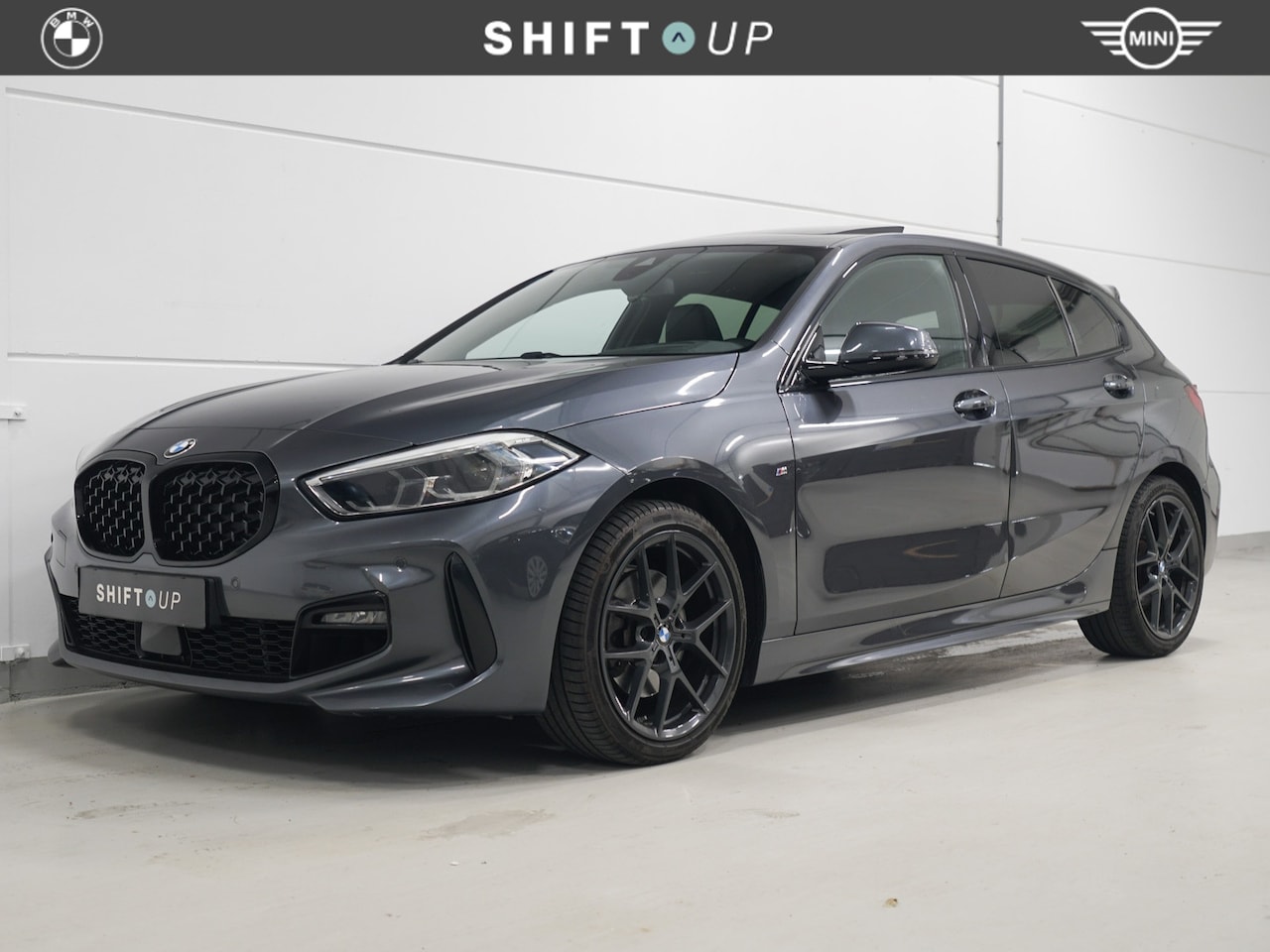 BMW 1-serie - 118i M-Sport | Panoramadak | Head Up | Hifi - AutoWereld.nl