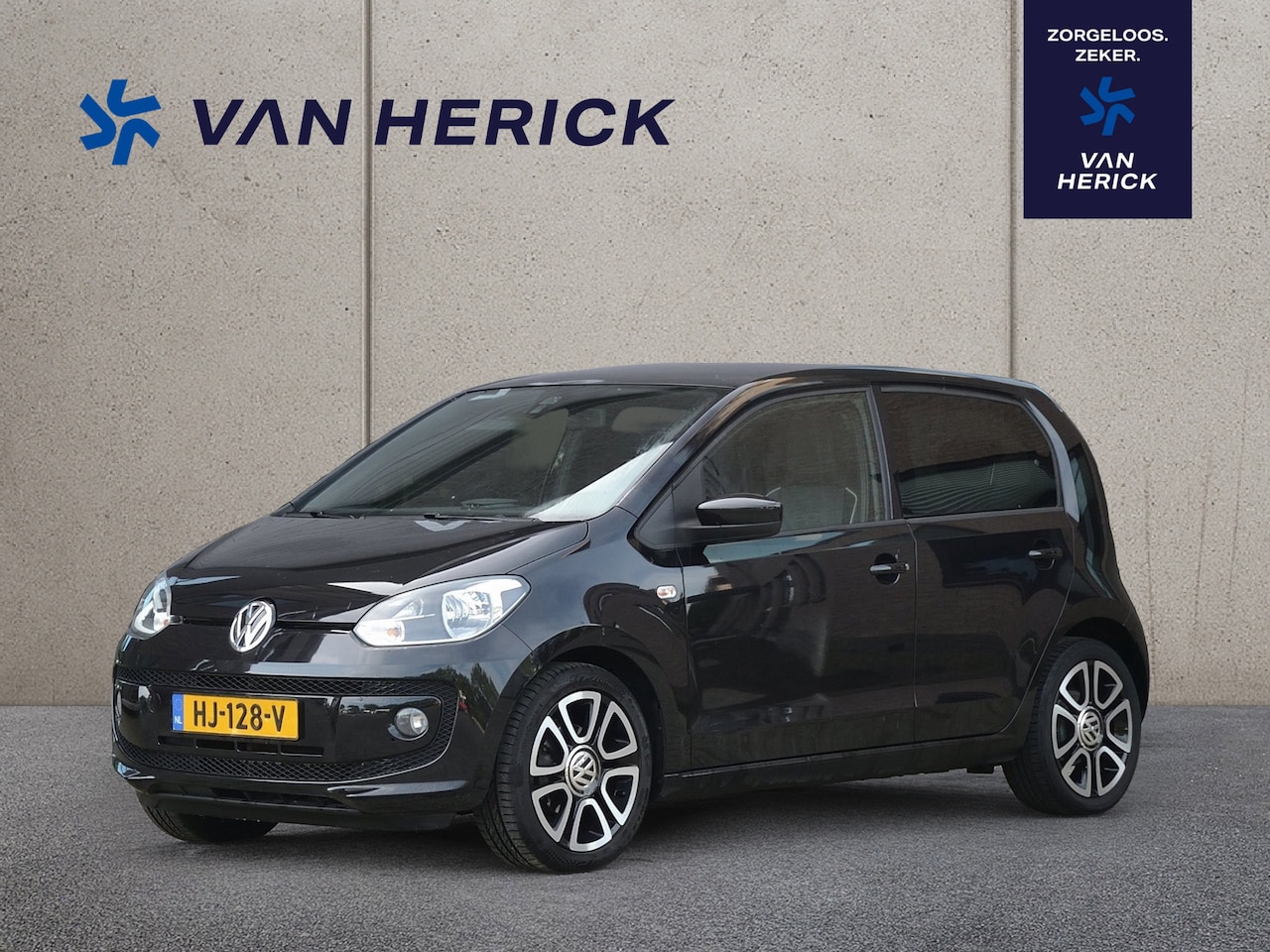 Volkswagen Up! - 1.0 high up! BlueMotion 5drs | Airco | Cruise Control | Parkeersensoren - AutoWereld.nl