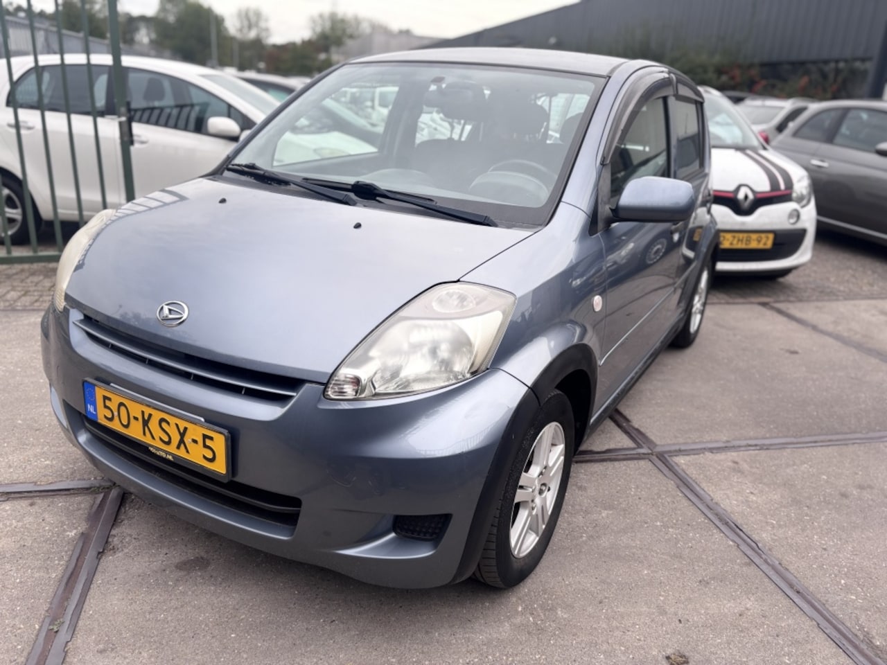 Daihatsu Sirion 2 - 1.0-12V Premium 1.0-12V Premium - AutoWereld.nl