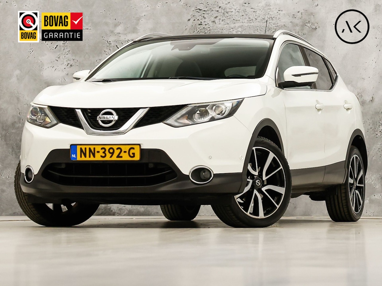 Nissan Qashqai - 1.2 Tekna (PANORAMADAK, NAVIGATIE, 360 CAMERA, STOELVERWARMING, ELEK SPORTSTOELEN, LEDER, - AutoWereld.nl