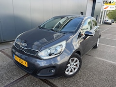 Kia Rio - 1.2 CVVT Plus Pack / APK / NAP / AIRCO / BOEKJES / SLEUTELS / ZEER NETTE AUTO