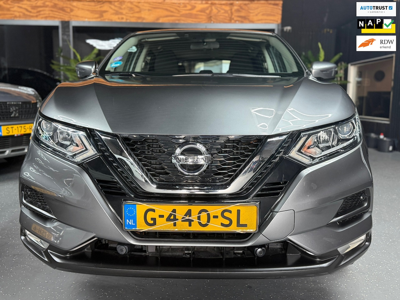 Nissan Qashqai - 1.3 DIG-T Acenta - AutoWereld.nl