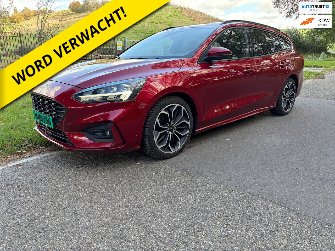 Ford Focus Wagon - 1.5 EcoBoost ST Line Business 1.5 EcoBoost ST Line Business - AutoWereld.nl