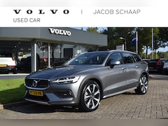 Volvo V60 Cross Country - B4 211PK AWD Intro Edition | DIESEL | Trekhaak | BLIS | HUD | H&K | 360 Camera | Pano |