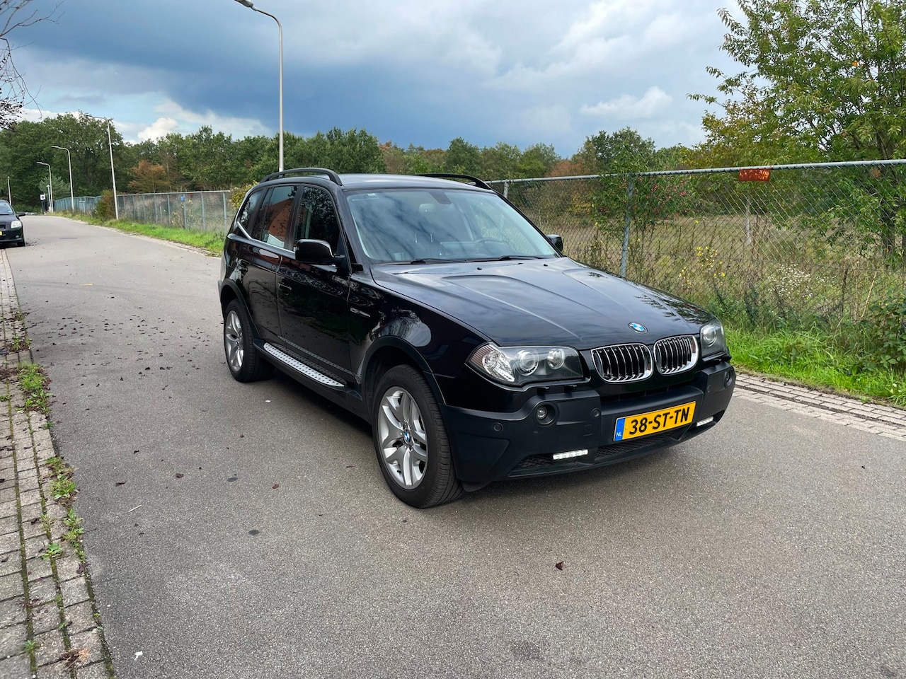 BMW X3 - 2.5i High Executive [Bomvolle top onderhouden X3] - AutoWereld.nl
