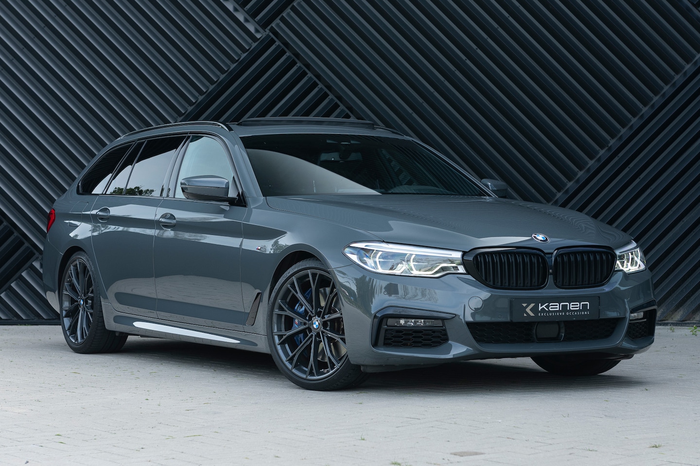 BMW 5-serie Touring - 540i xDrive M-Sport ACC Pano Harman Kardon Head Up 360 Stoelvent. Trekhaak Softclose Keyle - AutoWereld.nl