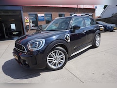 MINI Countryman - (f60) 1.5 220pk Plug-In Hybrid Essential ALL4 Aut. Cooper Camera Navigatie S E