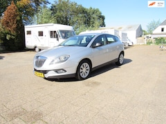 Lancia Delta - 1.4-16V Steel Turbo nieuwe distr. riem bj2011
