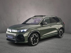 Volkswagen Tiguan - R-Line Edition 1.5 TSI eHybrid 272pk DSG Automaat Trekhaak, Panoramadak, Harman Kardon aud