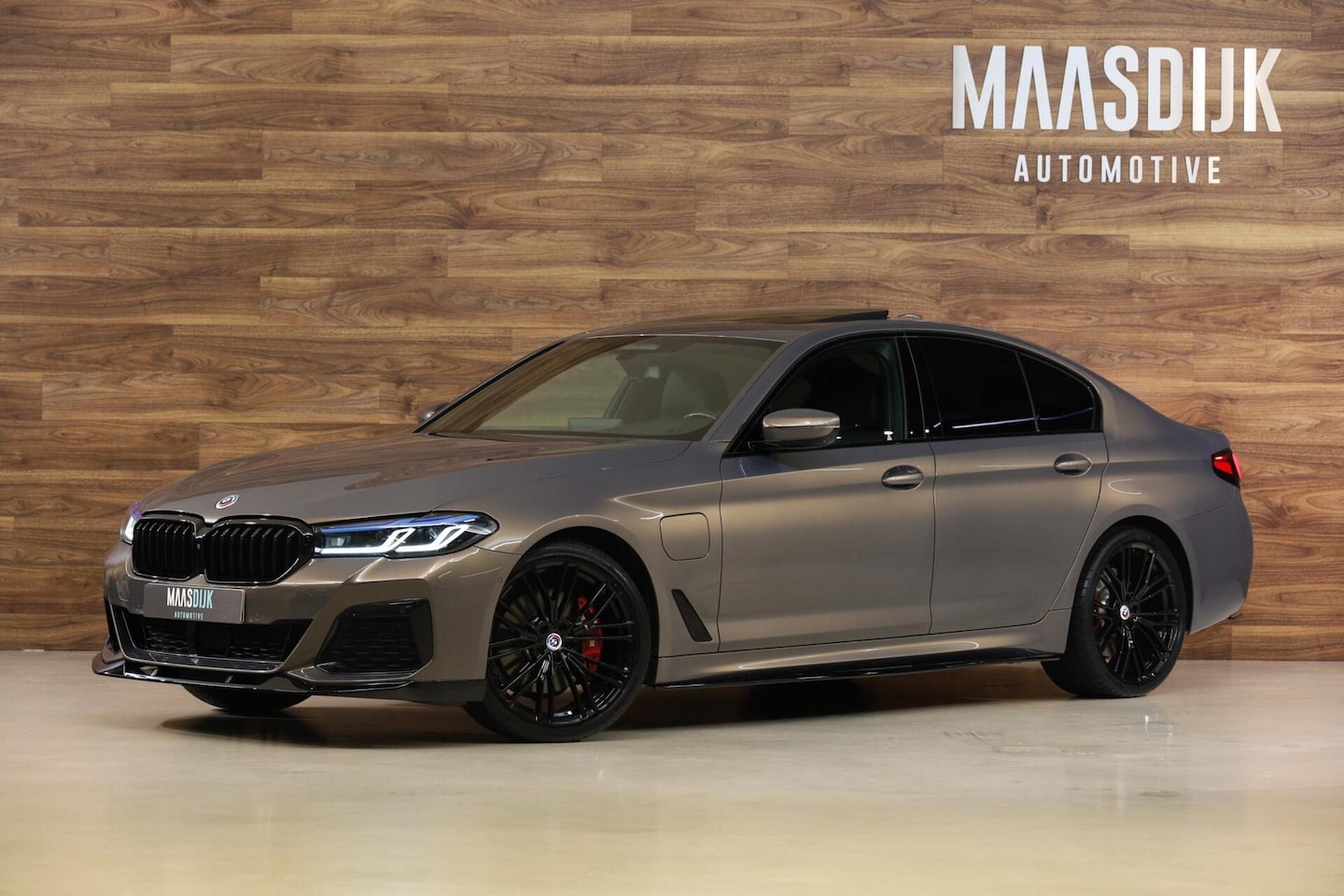 BMW 5-serie - 530e Business Edition Plus 530e Business Edition Plus - AutoWereld.nl