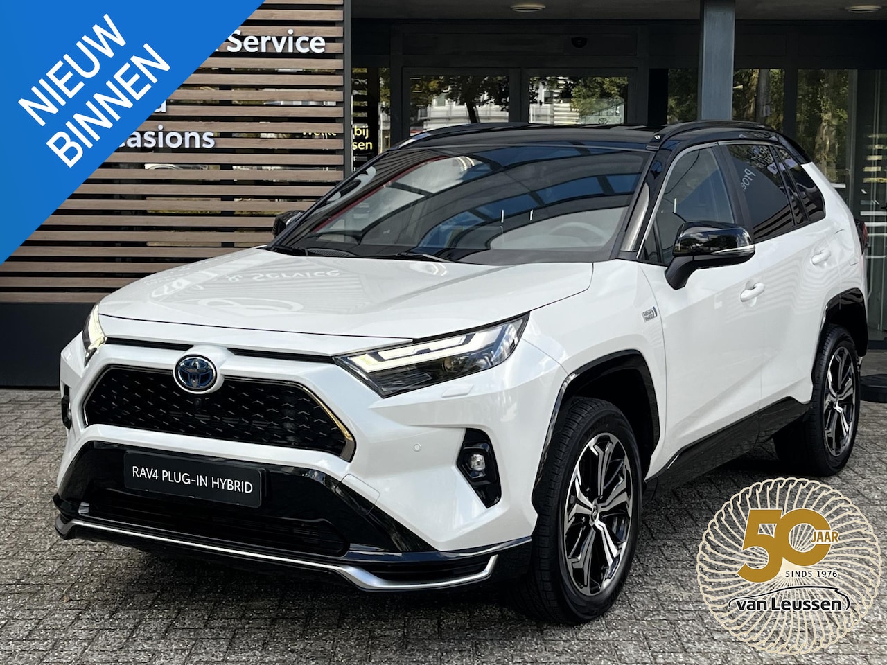 Toyota RAV4 - 2.5 Plug-in Hybrid AWD Bi-Tone Plus STOEL/STUURVERW STOEL-KOELING BLIND-SPOT 360° CAMERA P - AutoWereld.nl