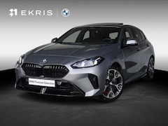 BMW 1-serie - 120 | M Sportpakket Pro | Comfort Access | Driving Assistant Plus | 18 inch | Panoramadak