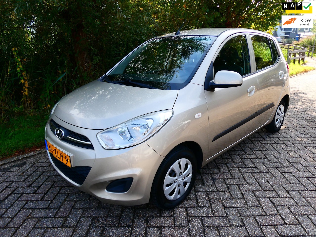 Hyundai i10 - 1.1 i-Drive Airco 63.000km. 4-Cilinder Hoge instap Zuinig - AutoWereld.nl