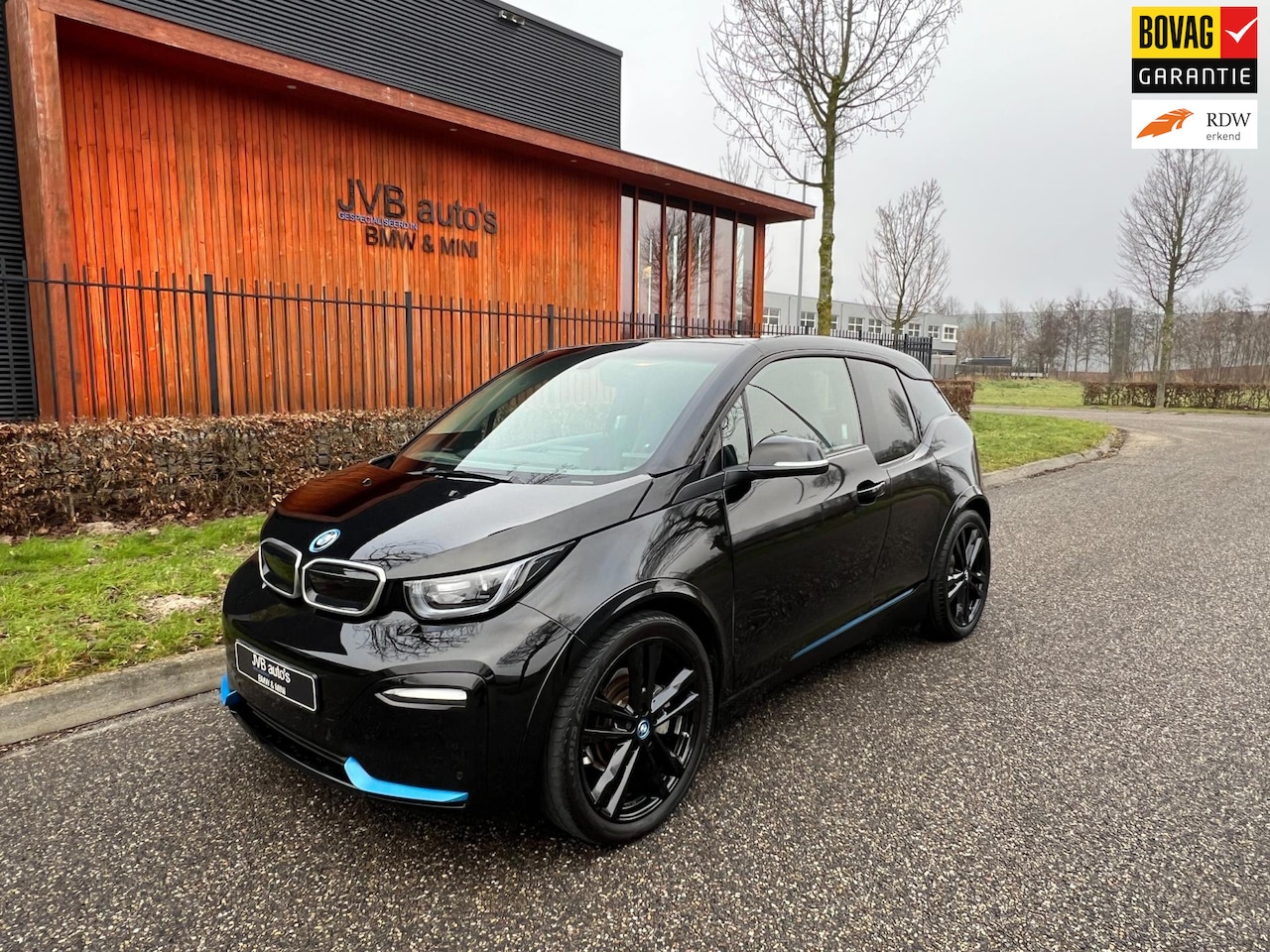 BMW i3 - I3S Grote navi, Schuifdak, Leder, H&K, ACC - AutoWereld.nl